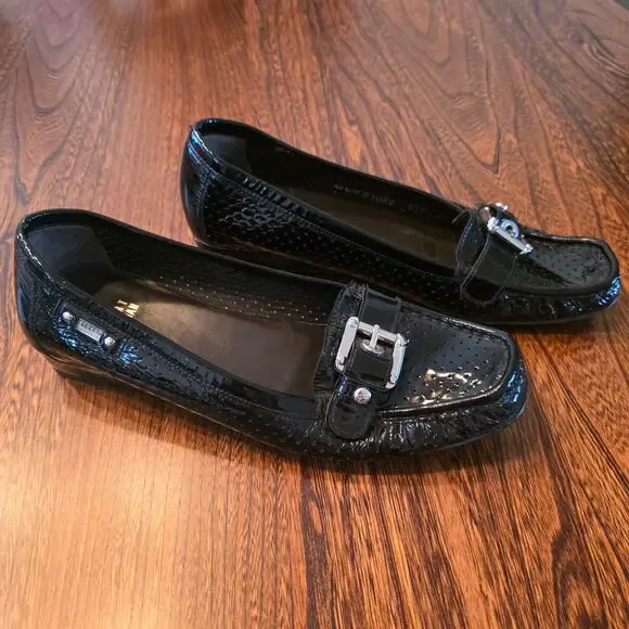 Stuart Weitzman timeless black patent leather Loafer Silver Buckle details 8.5 - Picture 6 of 10